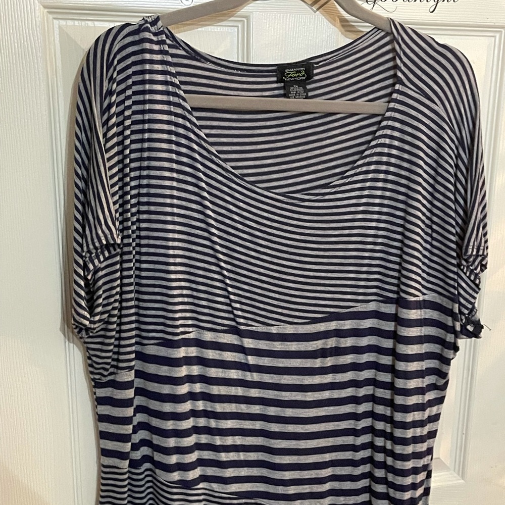 Stripes In 3 Directions Tee - Picture 3 of 9